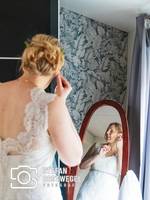 Stefan Oostwegel Fotografie - Aankleden bruid